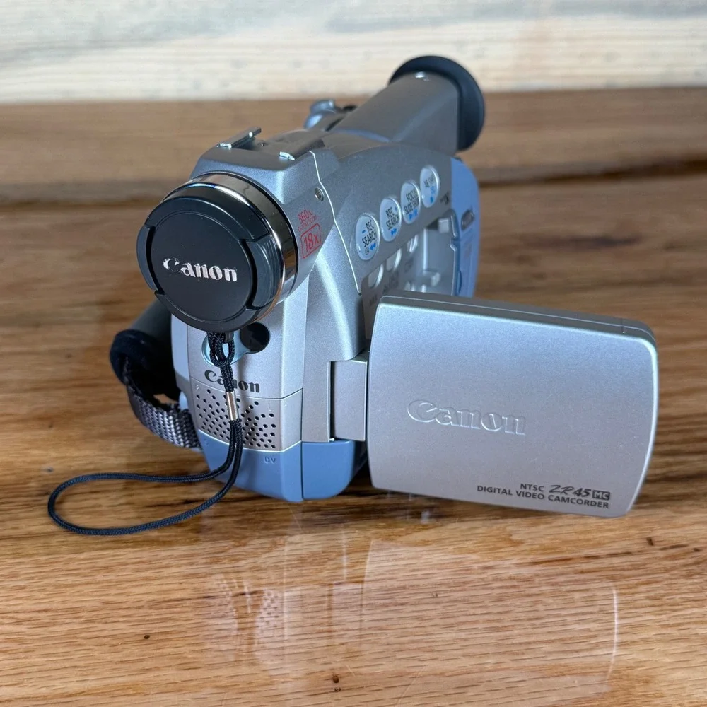 Canon ZR45 MC A Digital Video Camcorder NTSC Silver Blue 18x Optical Zoom PARTS - Picture 11 of 11